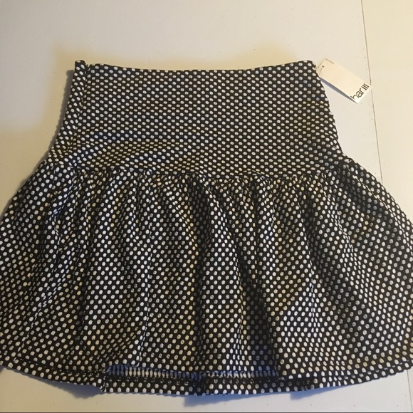 New- Bar III Black white poke-dot M Skirt - Picture 2 of 9